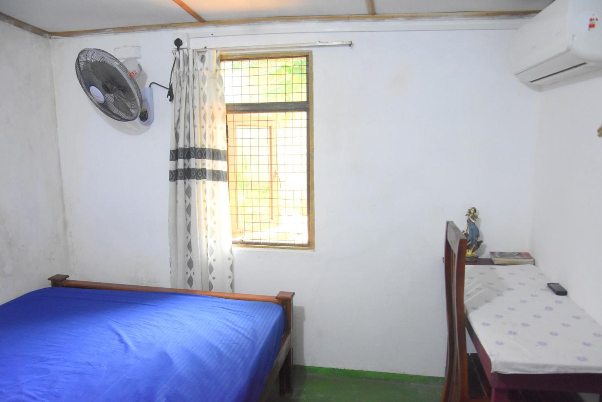 Meera Homestay & Guest House أنرادابورام المظهر الخارجي الصورة