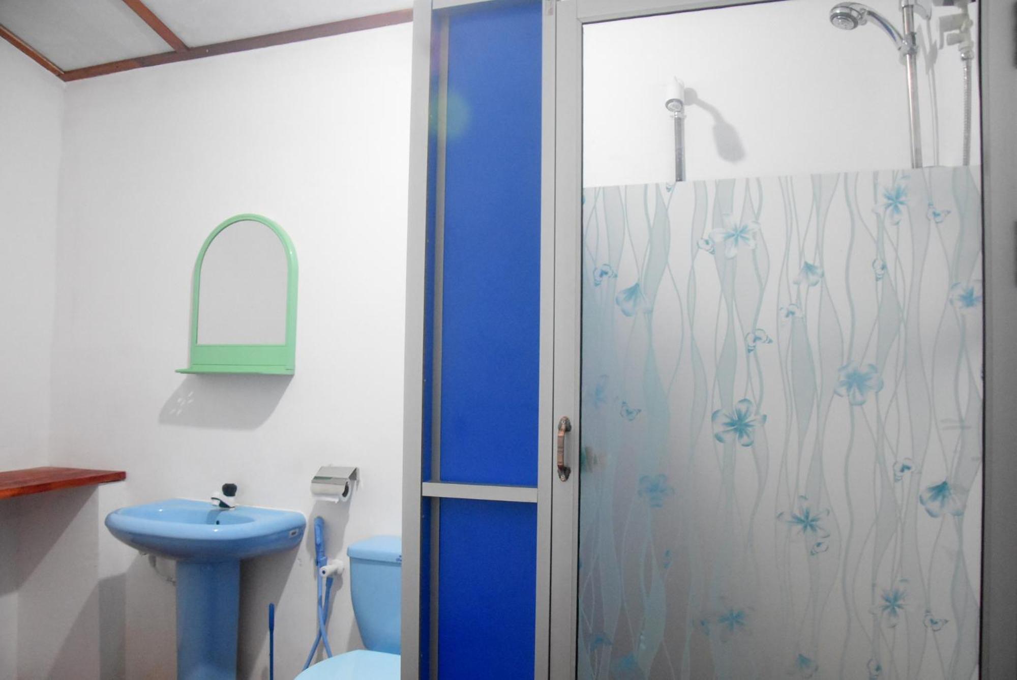 Meera Homestay & Guest House أنرادابورام المظهر الخارجي الصورة