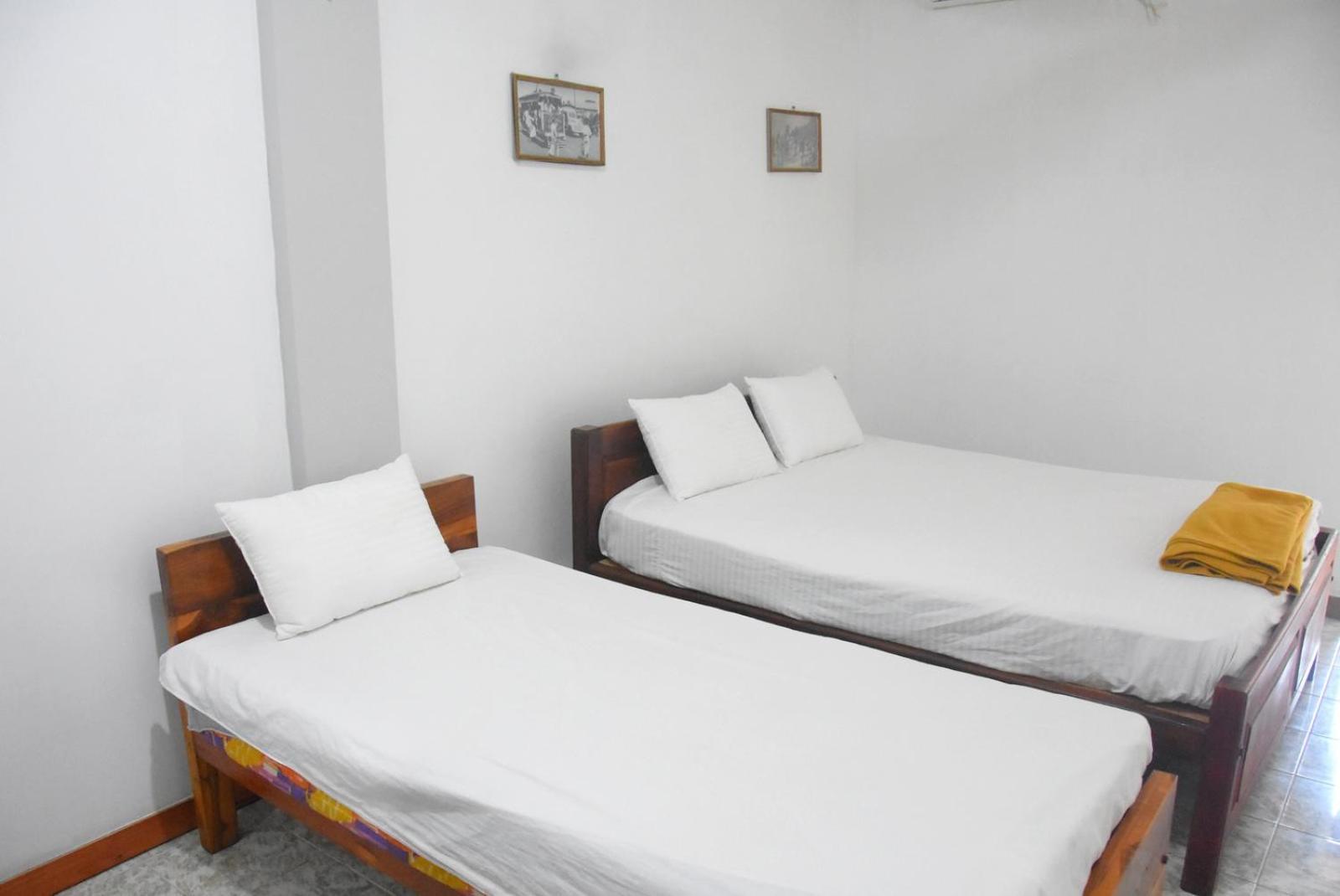 Meera Homestay & Guest House أنرادابورام المظهر الخارجي الصورة